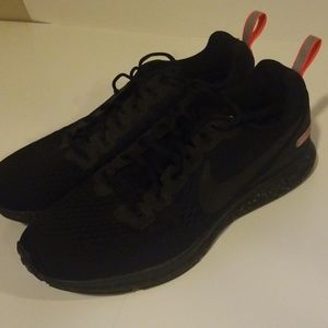 Nike Shield Pegasus Running Shoes 10.5